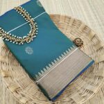 Vaibavam : Elite Kanchi Soft Silk- Peacock Green Dual Tone