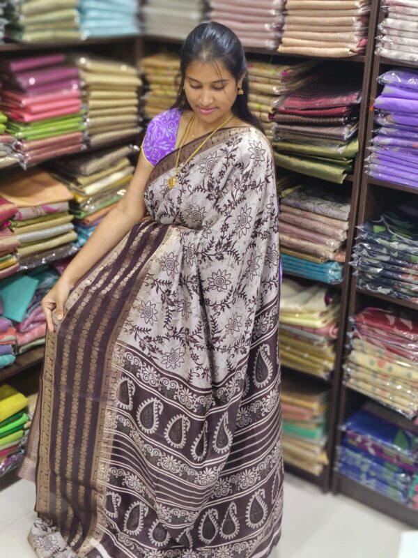 Dola Silk with Jacquard Border