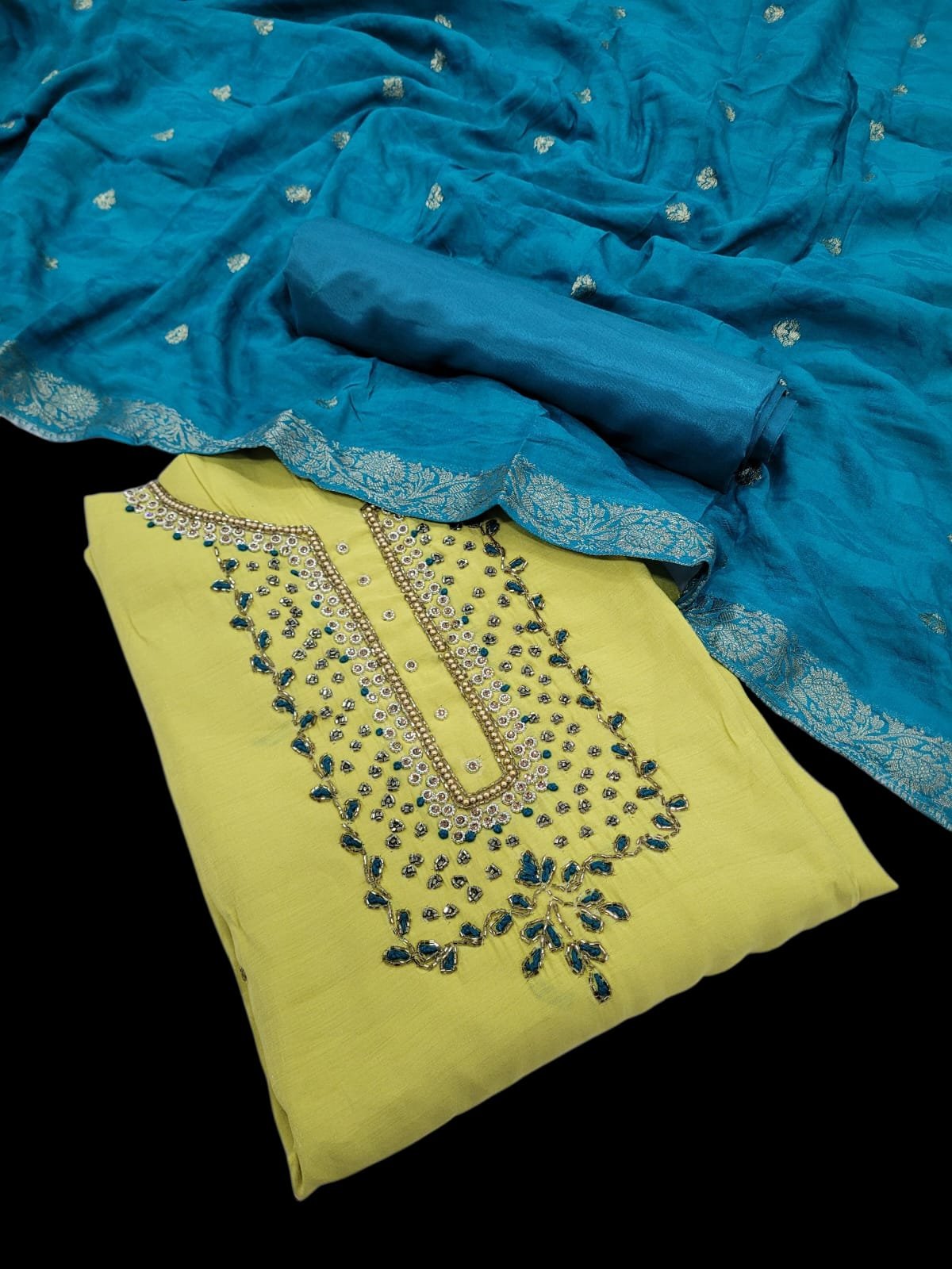 2025/09/1004978409.jpg Branded festive wear Salwar with aariwork Design(3pcs Set) - Image 1