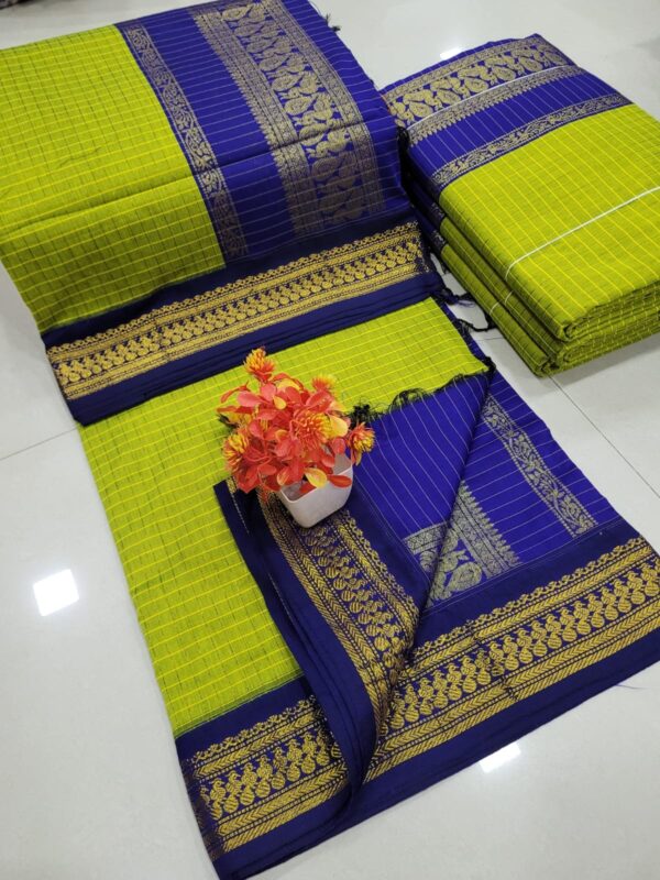 Checked Kalyani cotton saree/Lata Gadwal Paithani