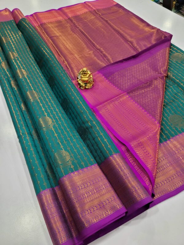 VAIRAM : Elite Vairaoosi Pattu Sarees