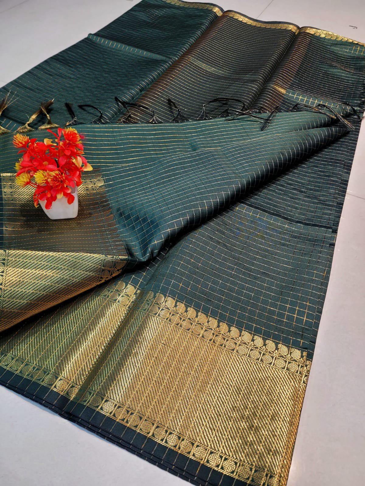 2026/01/1000482755.jpg Handloom Mangalagiri silk Saree - Image 1