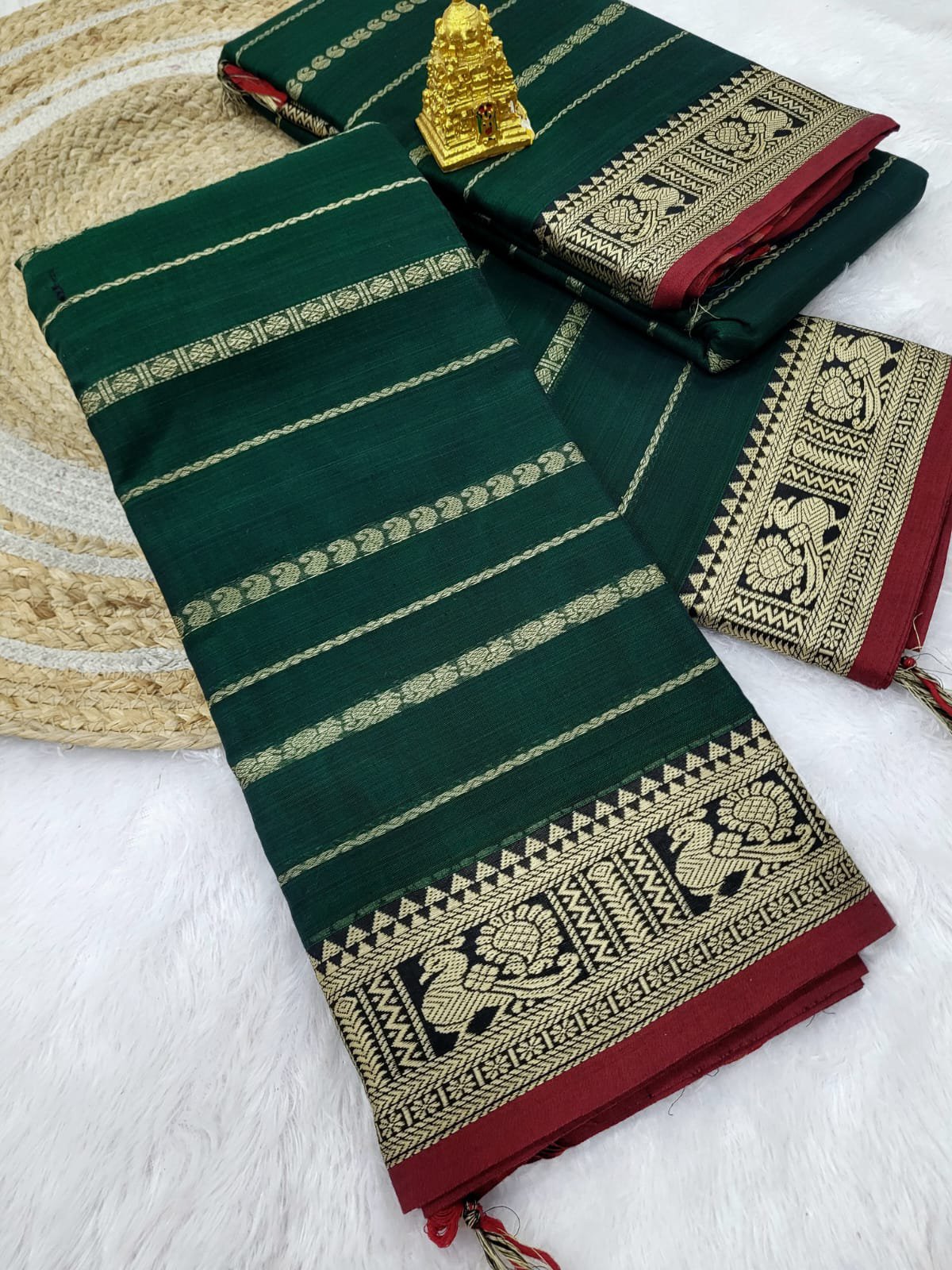 2026/01/1000495780.jpg Authentic Narayanpet Cotton Sarees - Image 1