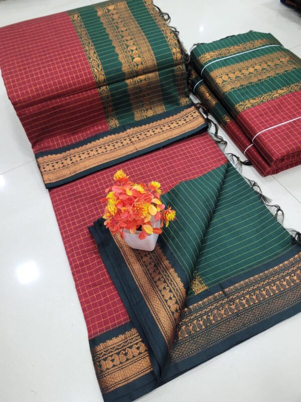 Checked Kalyani cotton saree/Lata Gadwal Paithani