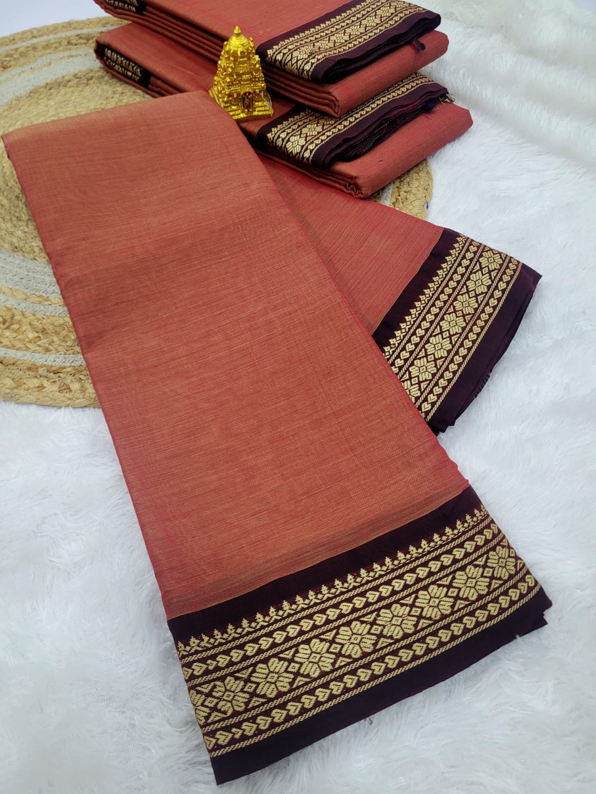 2026/01/1005169814.jpg Authentic Narayanpet Cotton Sarees - Image 1