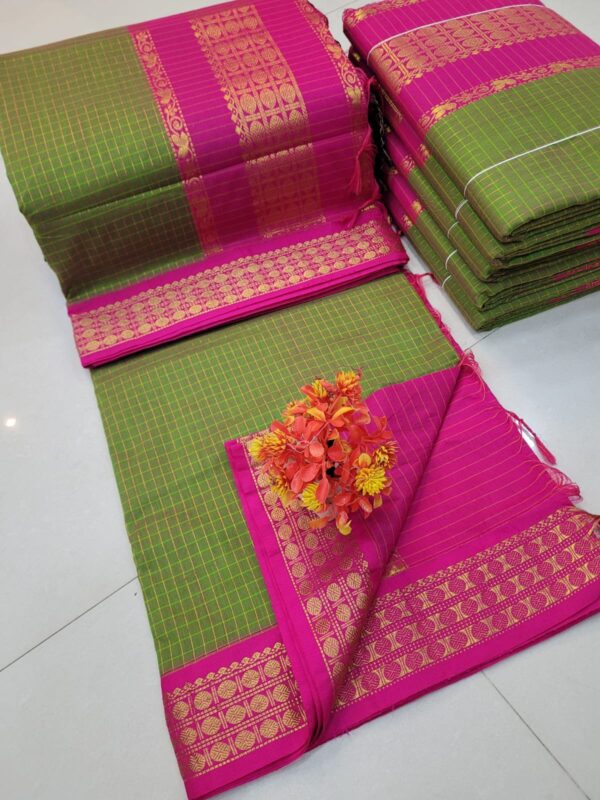 Checked Kalyani cotton saree/Lata Gadwal Paithani