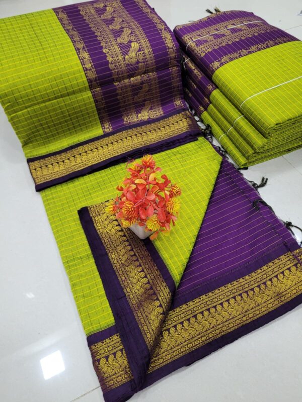 Checked Kalyani cotton saree/Lata Gadwal Paithani