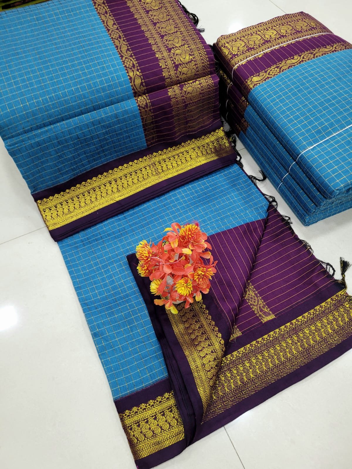 2026/02/1005172519.jpg Checked Kalyani cotton saree/Lata Gadwal Paithani - Image 1