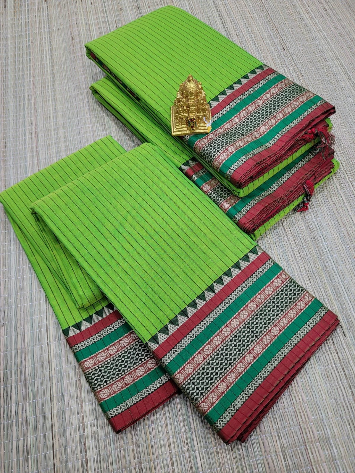 2026/02/1005172915.jpg Authentic Narayanpet Cotton Sarees - Image 1