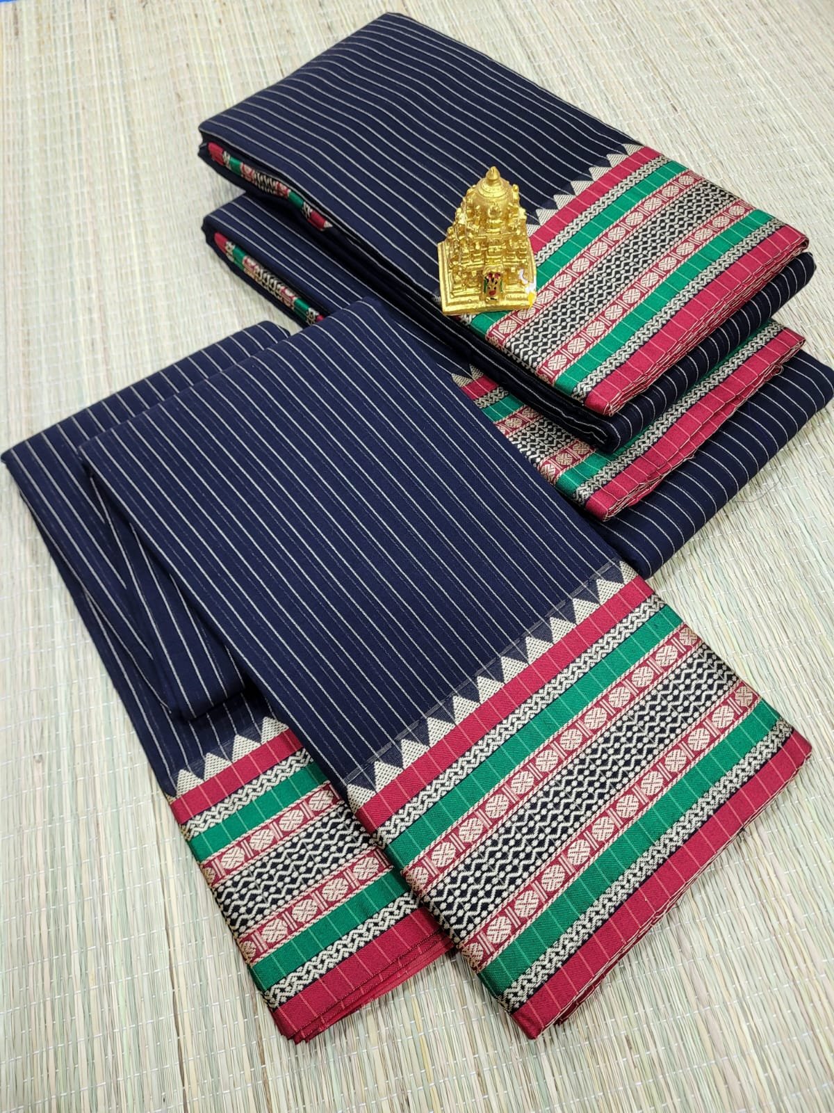 2026/02/1005172930.jpg Authentic Narayanpet Cotton Sarees - Image 1