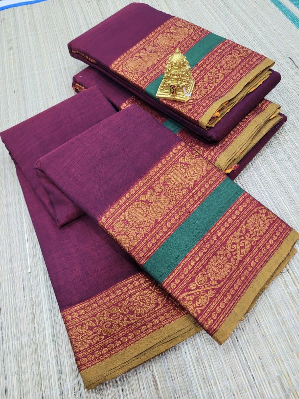 2026/02/1005176266.jpg Authentic Narayanpet Cotton Sarees - Image 1