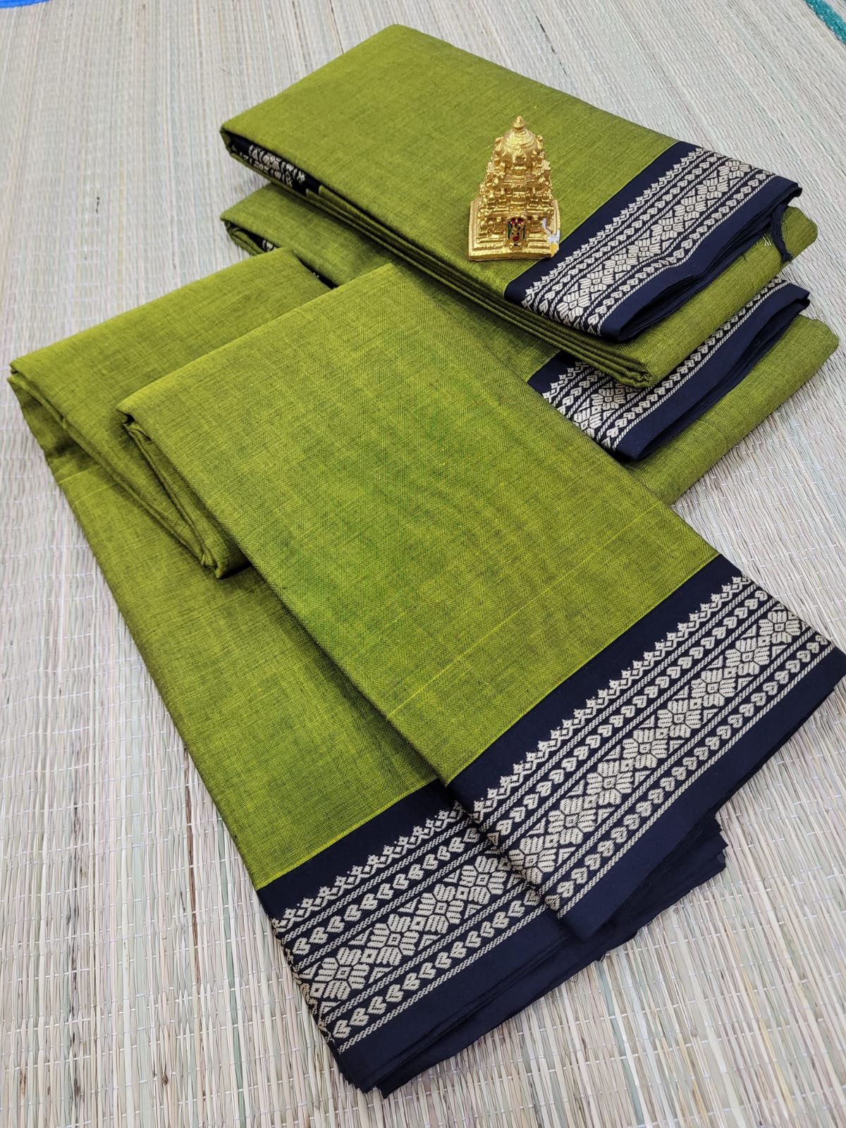 2026/02/1005177182.jpg Authentic Narayanpet Cotton Sarees - Image 1
