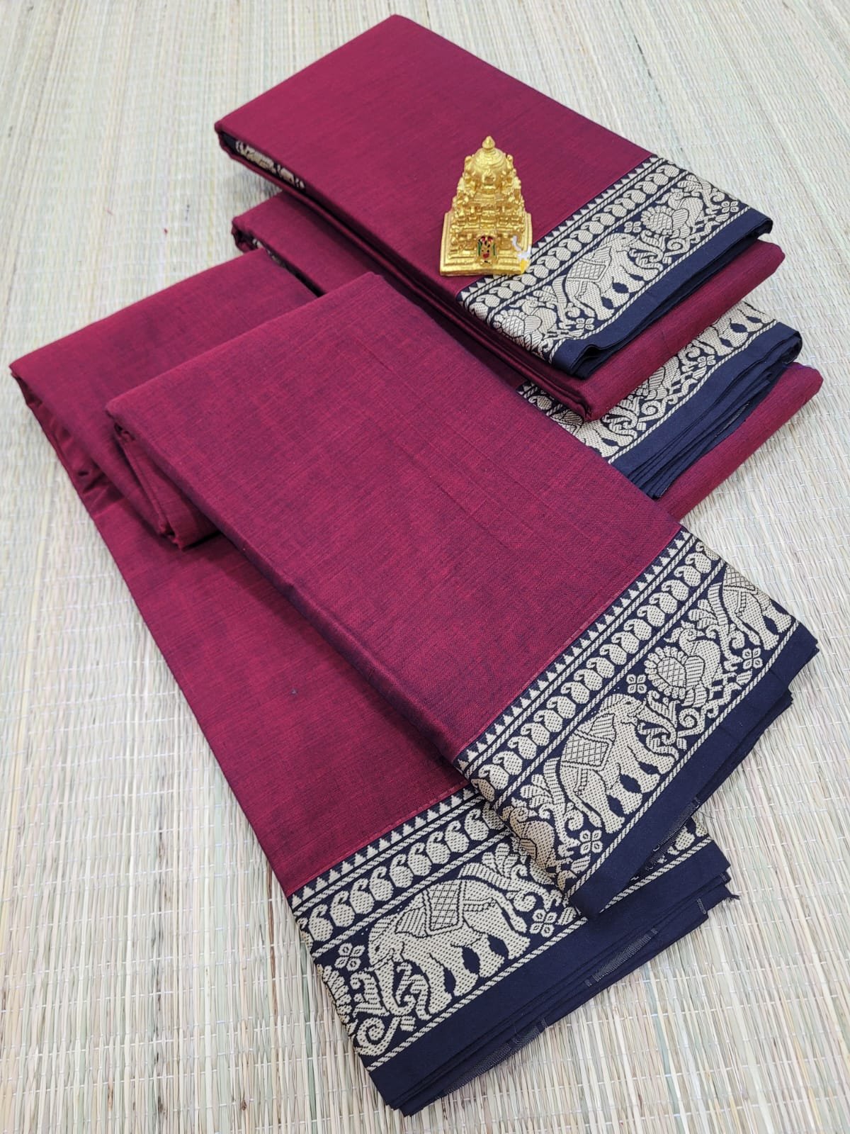 2026/02/1005177200.jpg Authentic Narayanpet Cotton Sarees - Image 1