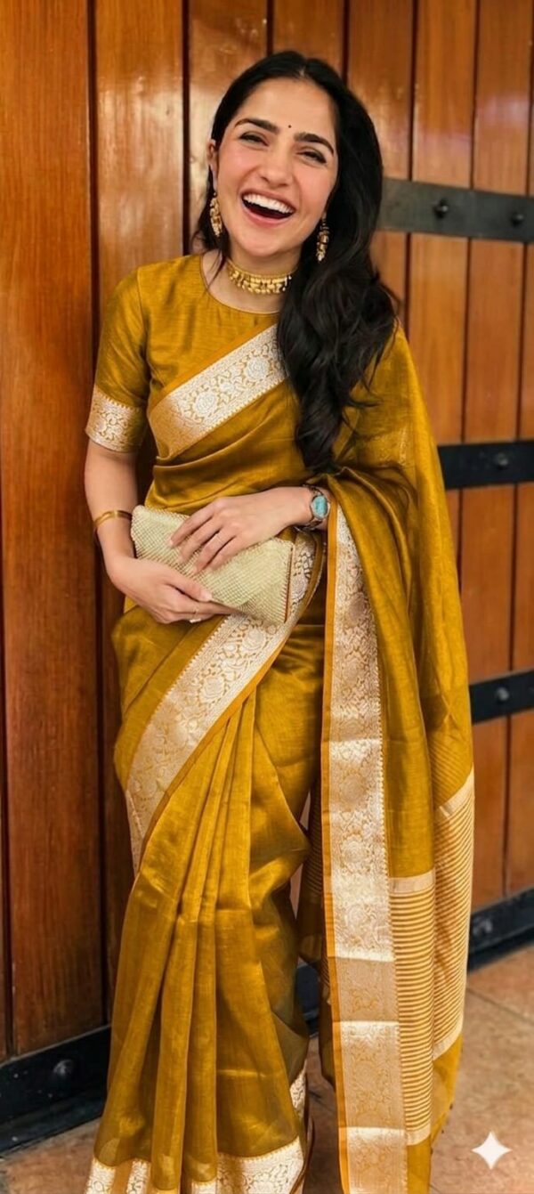 Elite Munga Silk Saree with Banaras Border