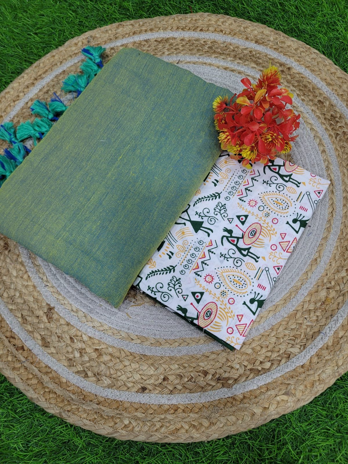 2026/04/1005191094.jpg Kadhi Cotton Saree+Blouse Combo - Image 1