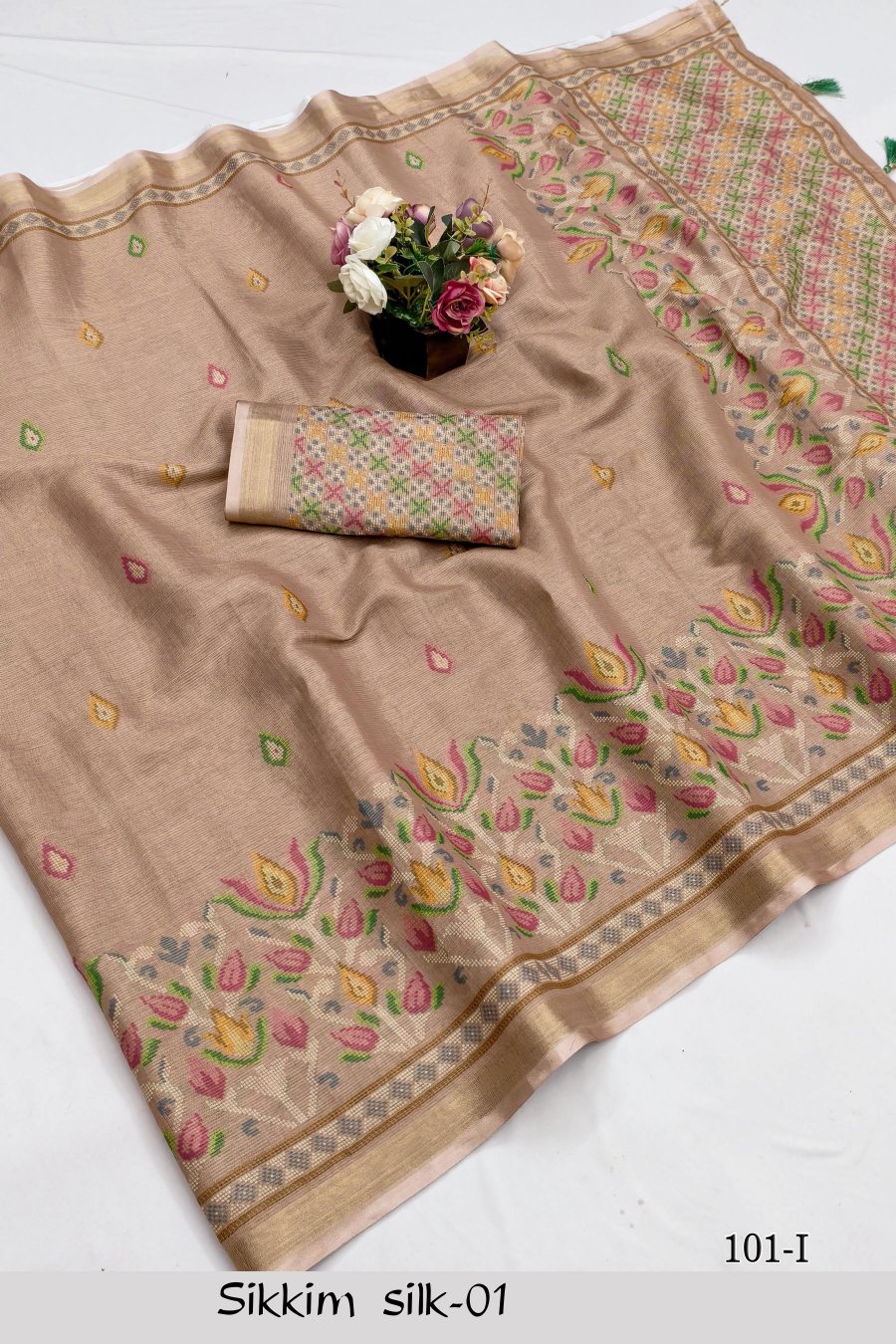 2026/04/1005192049.jpg Premium Soft Tissue Sarees - Image 1