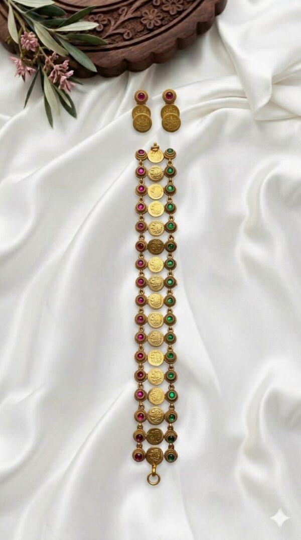 Premium Antique Jewels from Parivastra's & Creations