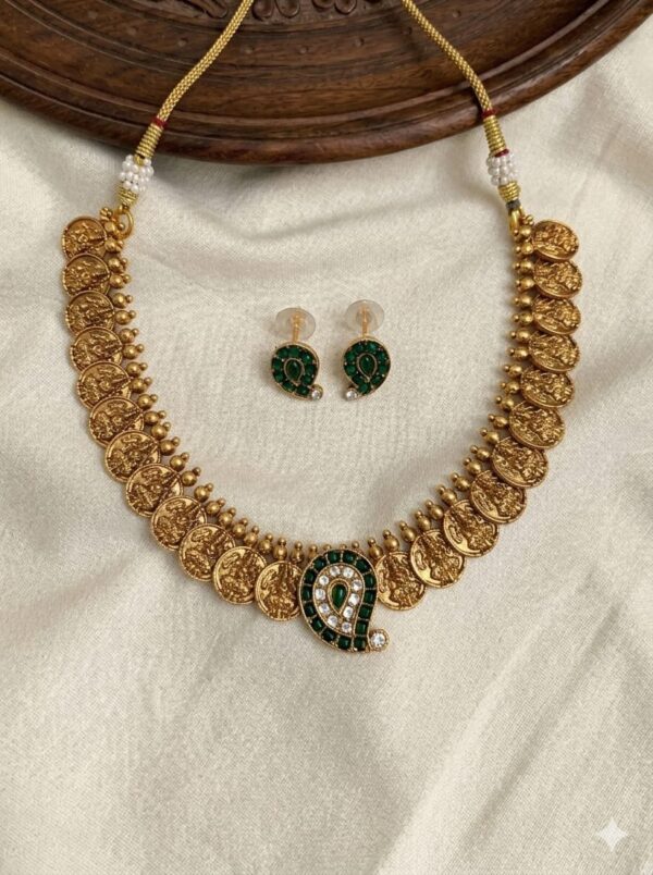Premium & Designer Wear Neck Piece with Earring Set