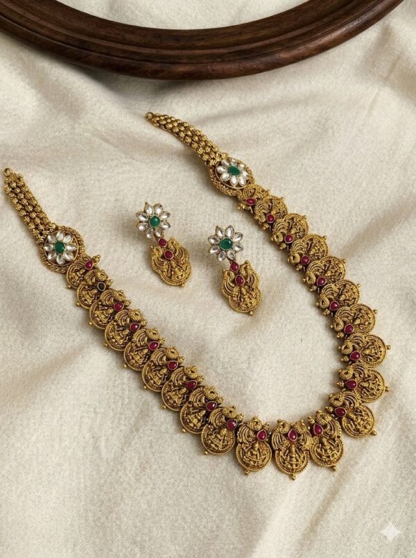 Premium & Designer Wear Neck Piece with Earring Set