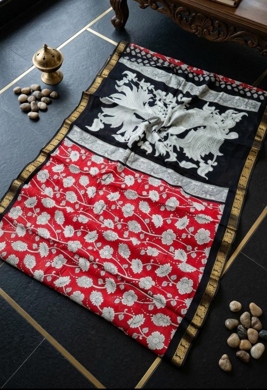 2026/05/1005207736.jpg Elite pen kalamkari cotton Weaves - Image 1