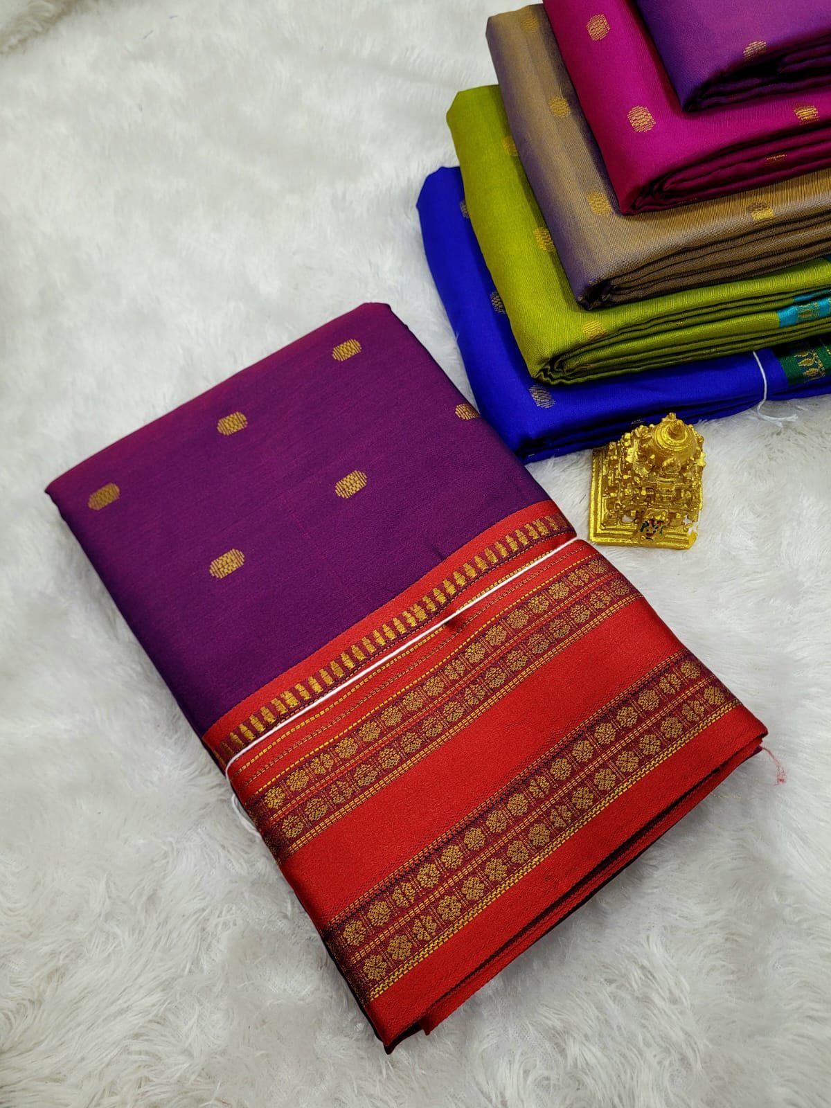 2026/07/1005234889.jpg Premium Aarna Soft Silk Saree - Image 1