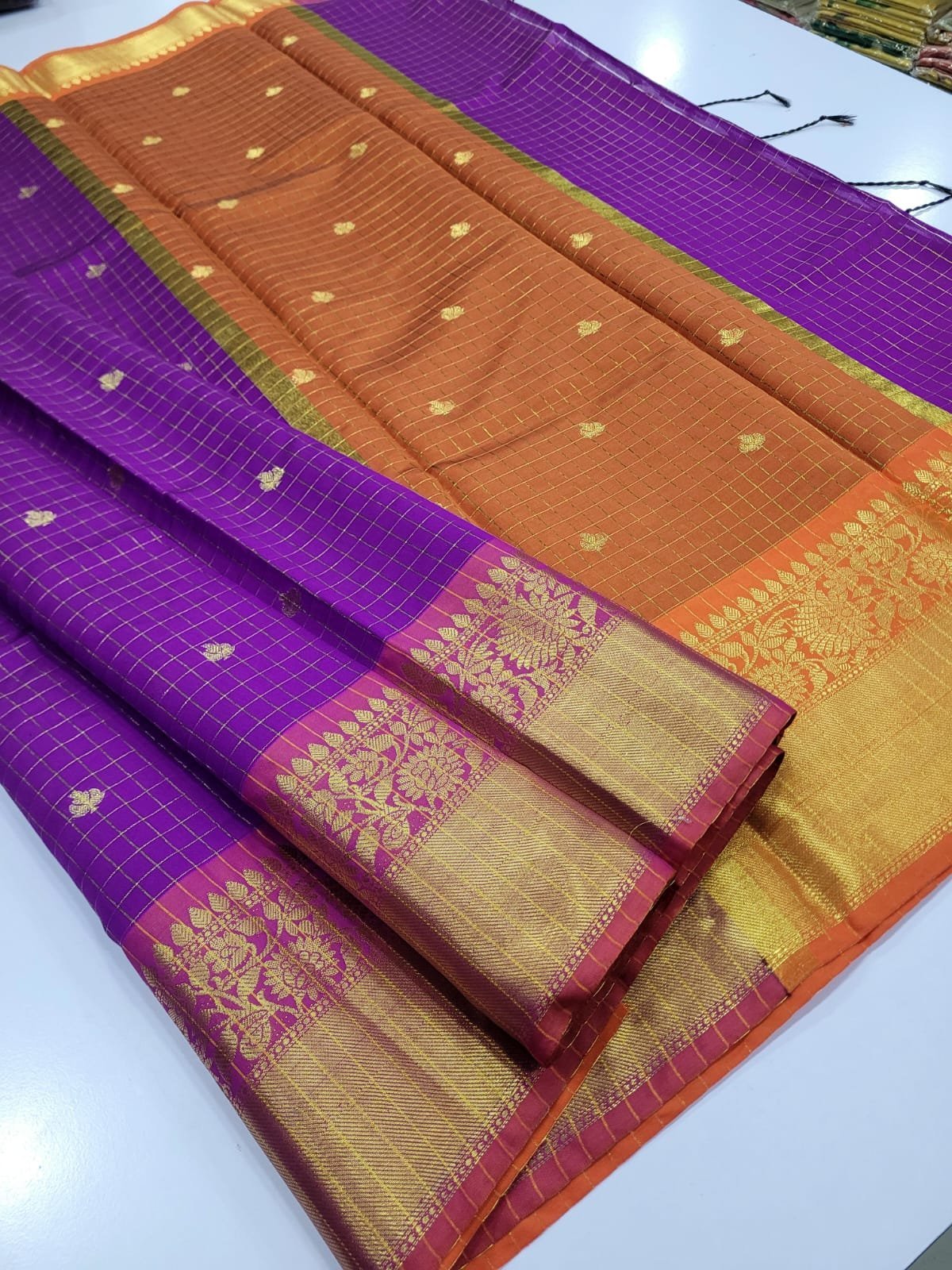 2026/07/1005235018.jpg Banarasi Checked Soft Katan silk Saree - Image 1