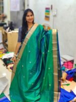 Vaibavam : Elite Kanchi Soft Silk- Peacock Green Dual Tone - Image 4