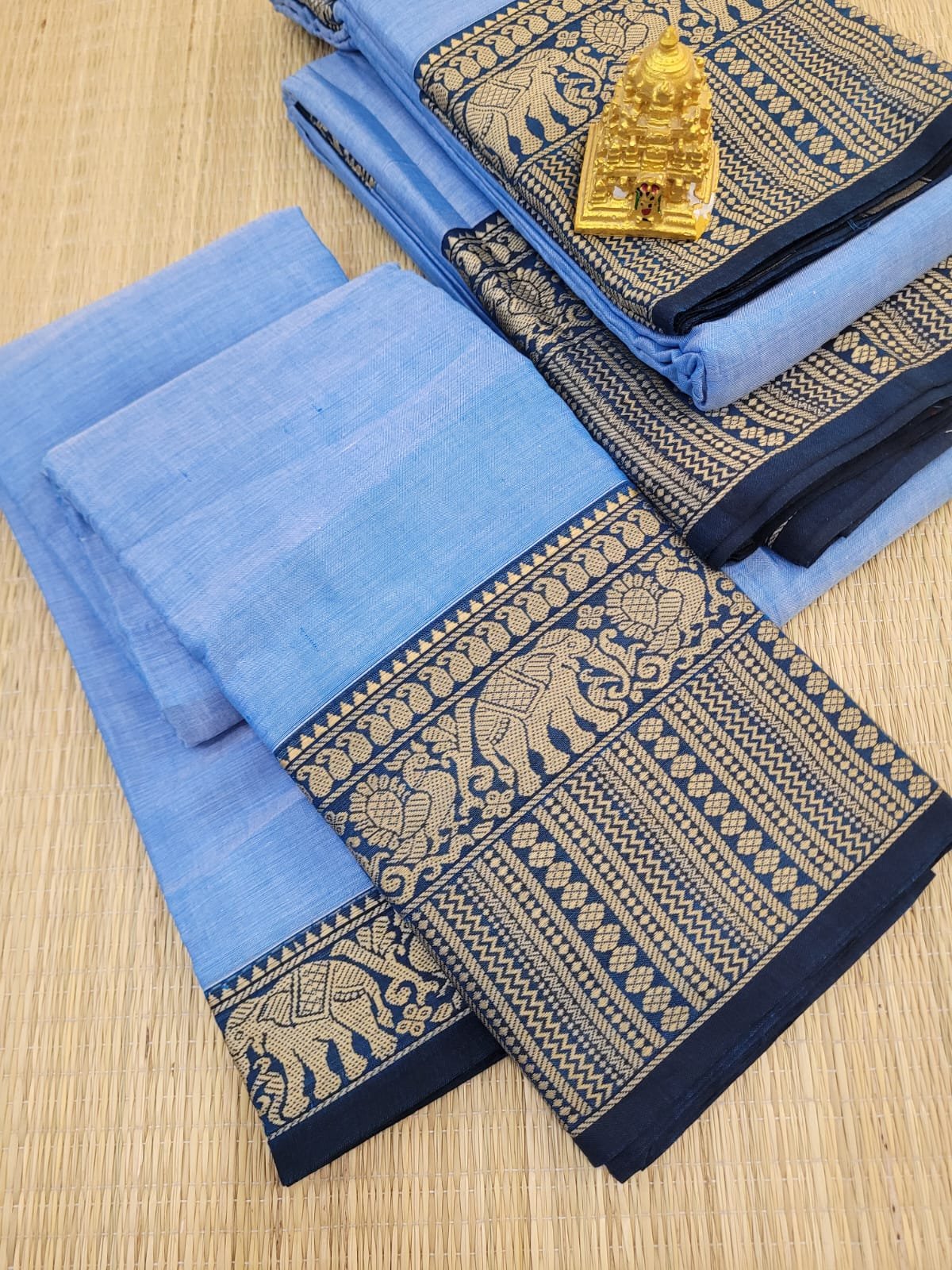 WhatsApp Image 2026-08-15 at 12.09.06 PM (1) Authentic Narayanpet Cotton Sarees - Image 1