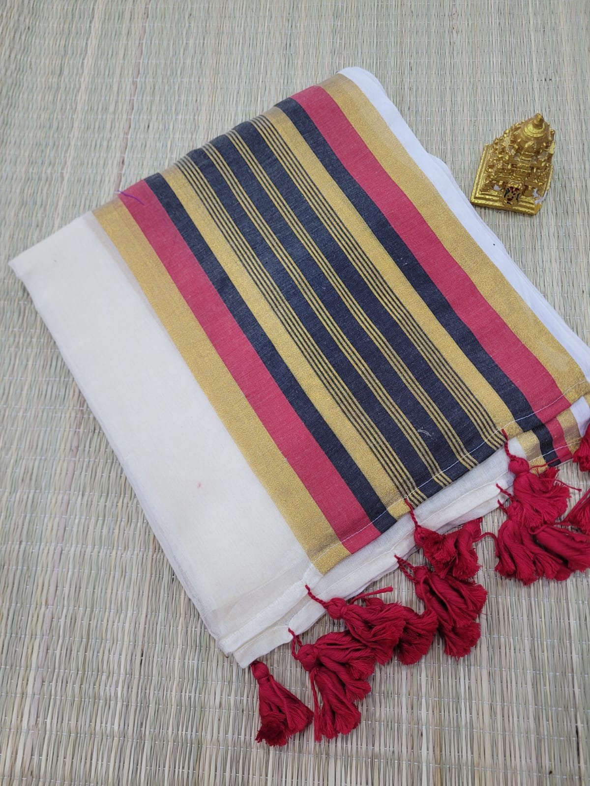 WhatsApp Image 2026-08-20 at 11.19.09 AM Premium Mul Cotton Sarees - Image 1