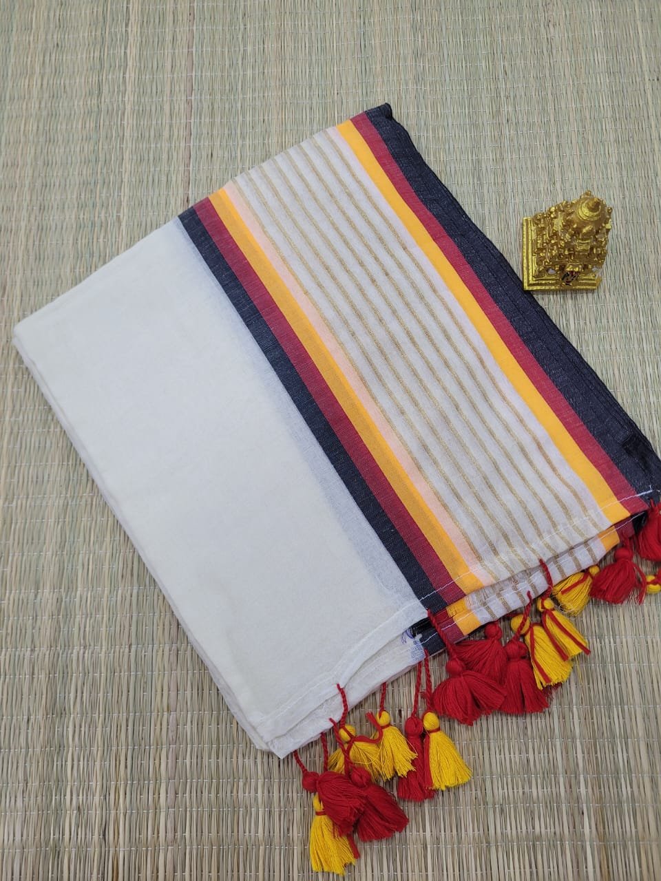 WhatsApp Image 2026-08-22 at 10.01.32 AM Premium Mul Cotton Sarees - Image 1