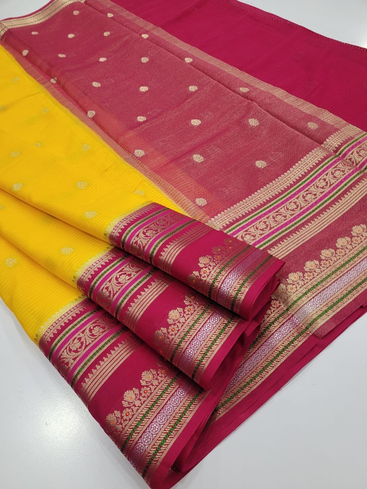 1005212141.jpg Elite Banaras Warm Silk with Beautiful Colour Combos - Image 1