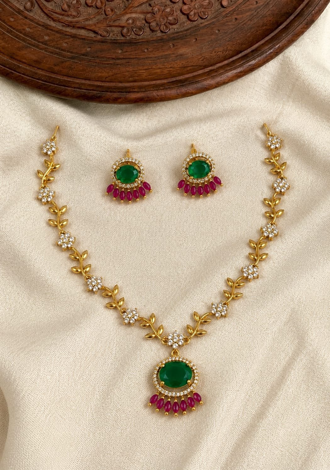 2026/09/1005261614.jpg Premium & Designer Wear Neck Piece with Earring Set - Image 1